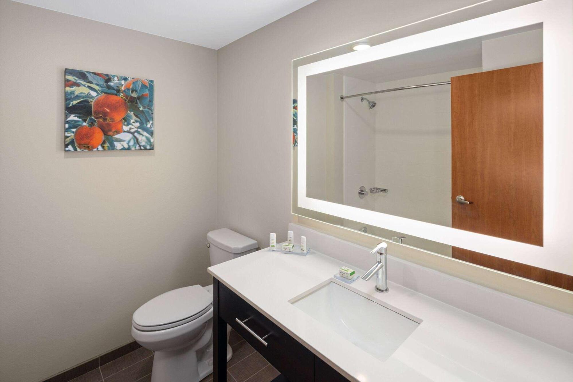 La Quinta Inn & Suites By Wyndham Wenatchee Zewnętrze zdjęcie
