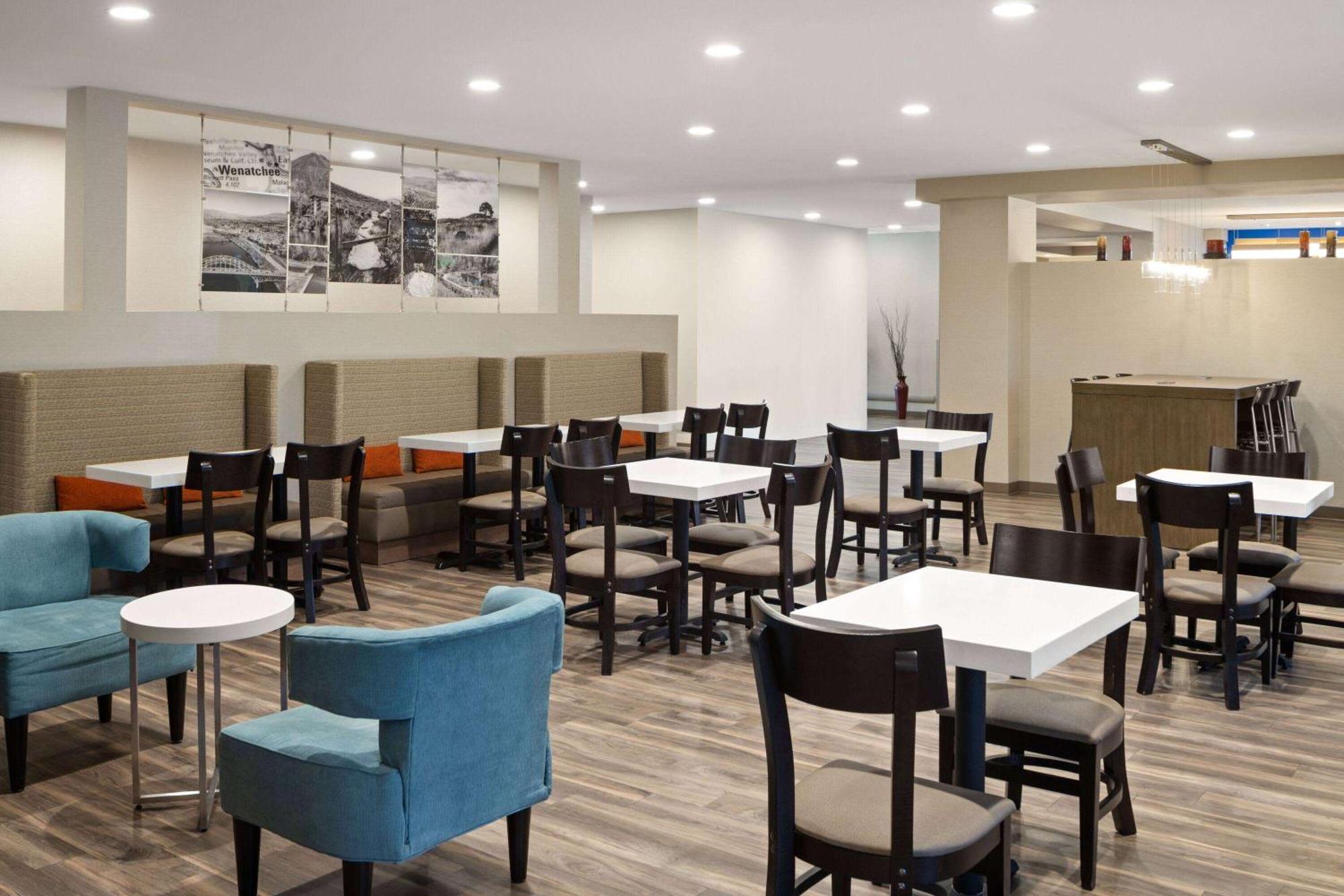 La Quinta Inn & Suites By Wyndham Wenatchee Zewnętrze zdjęcie