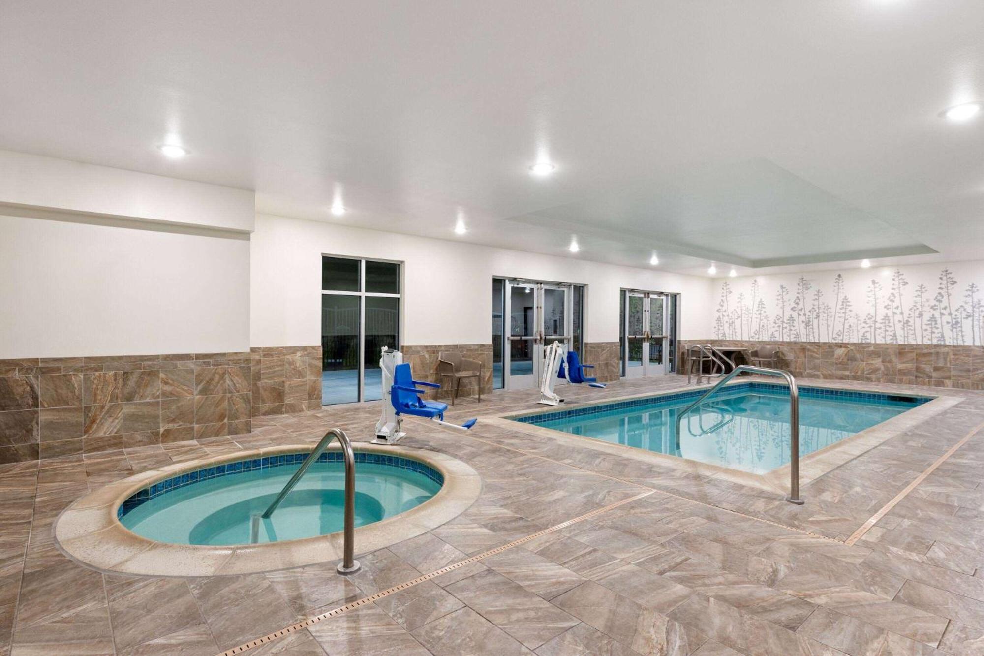 La Quinta Inn & Suites By Wyndham Wenatchee Zewnętrze zdjęcie