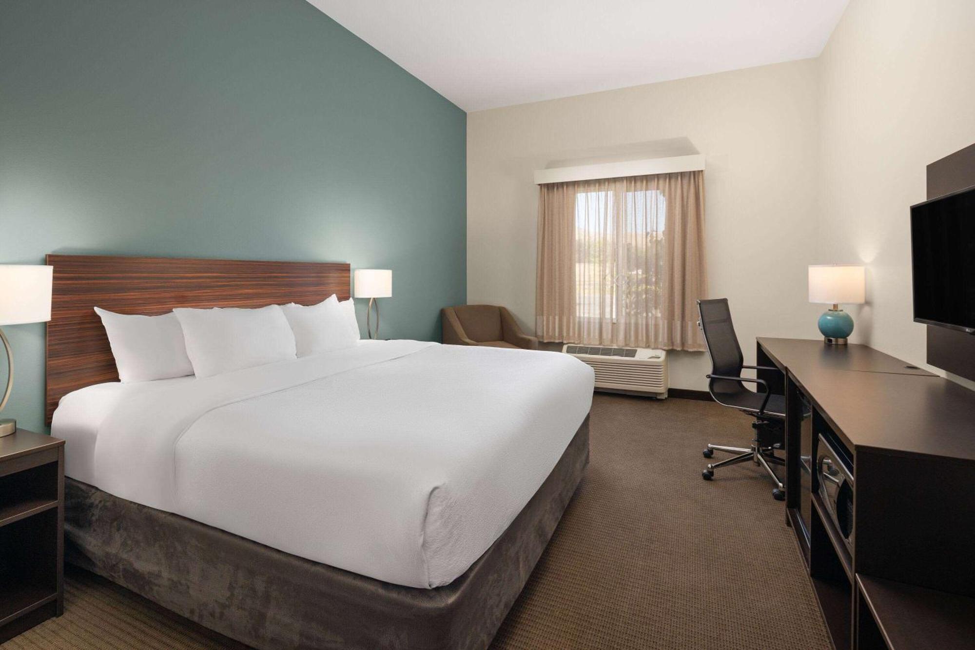 La Quinta Inn & Suites By Wyndham Wenatchee Zewnętrze zdjęcie
