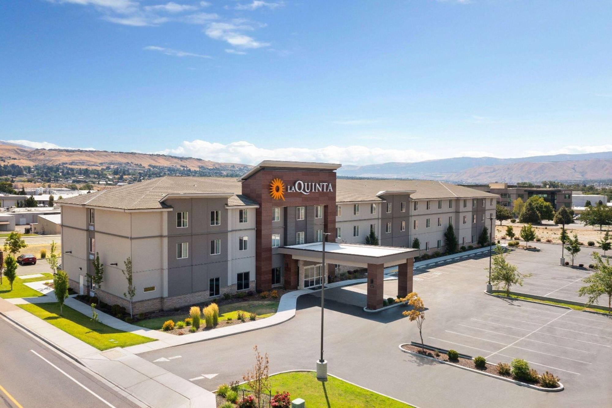 La Quinta Inn & Suites By Wyndham Wenatchee Zewnętrze zdjęcie